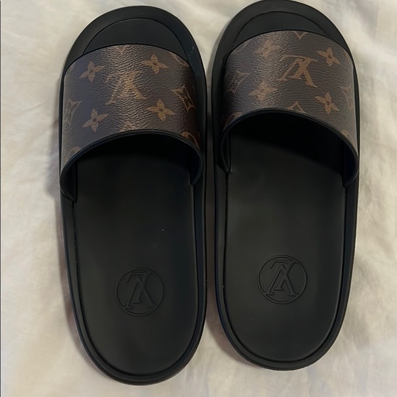 Louis Vuitton waterfront mule size 38 - Picture 5 of 7